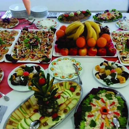 莫斯塔尔学生酒店 4*